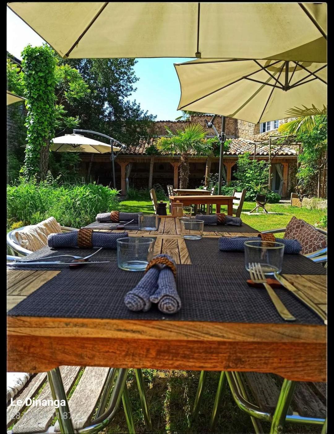 Le Dinanga Bed & Breakfast Leran Ngoại thất bức ảnh